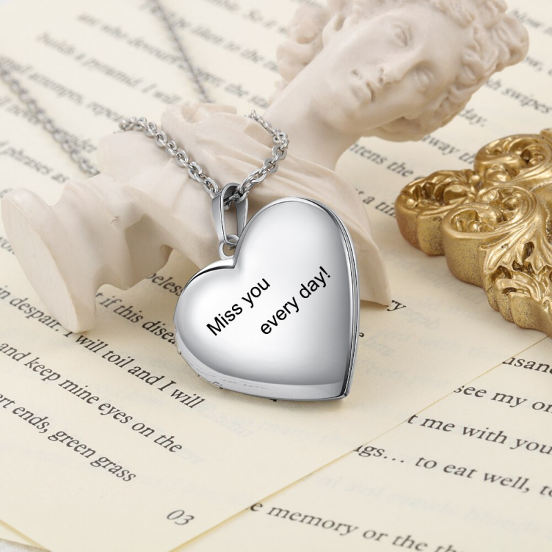 Photo sale locket photo